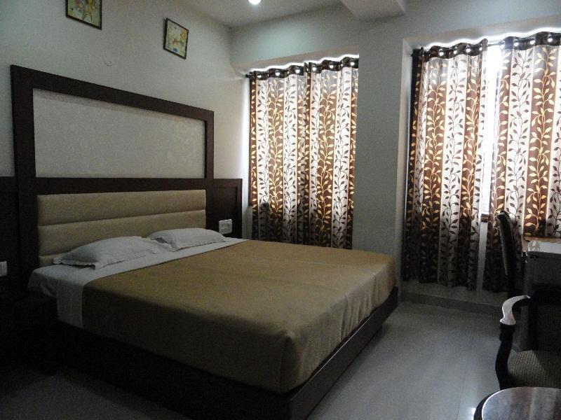 Hotel Orbit 34 Chandīgarh Extérieur photo
