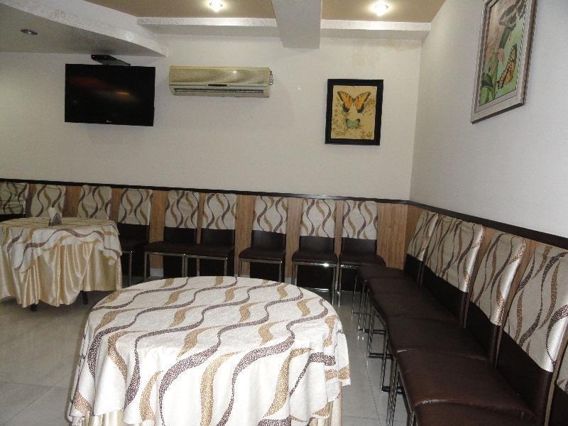 Hotel Orbit 34 Chandīgarh Extérieur photo