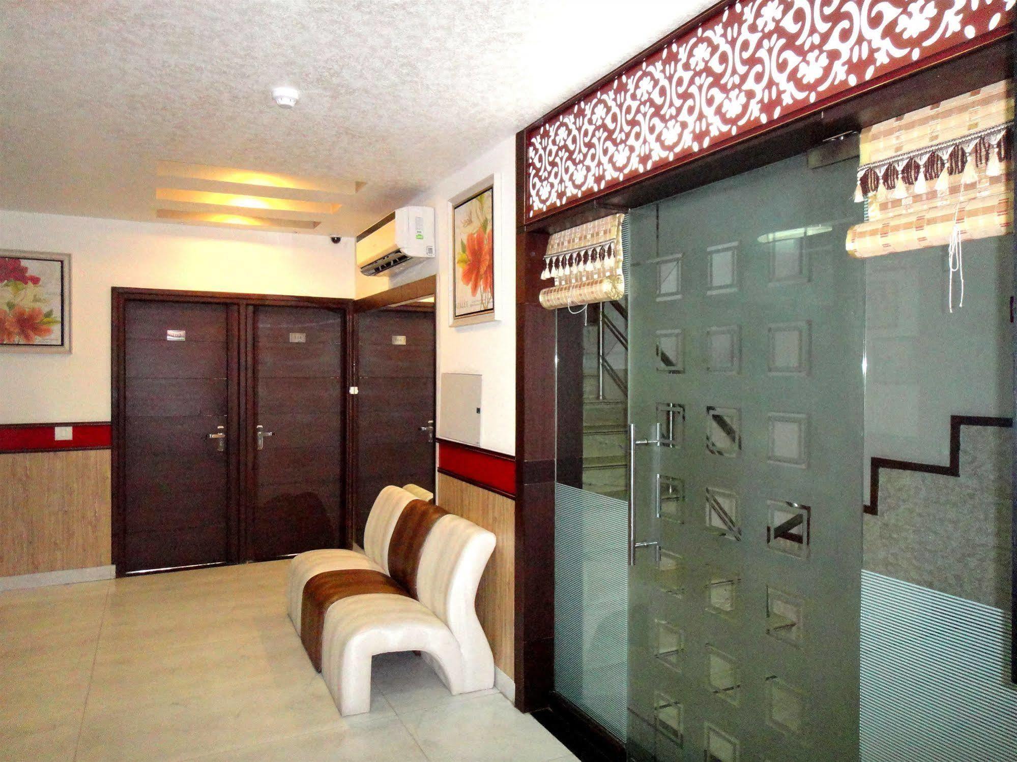 Hotel Orbit 34 Chandīgarh Extérieur photo