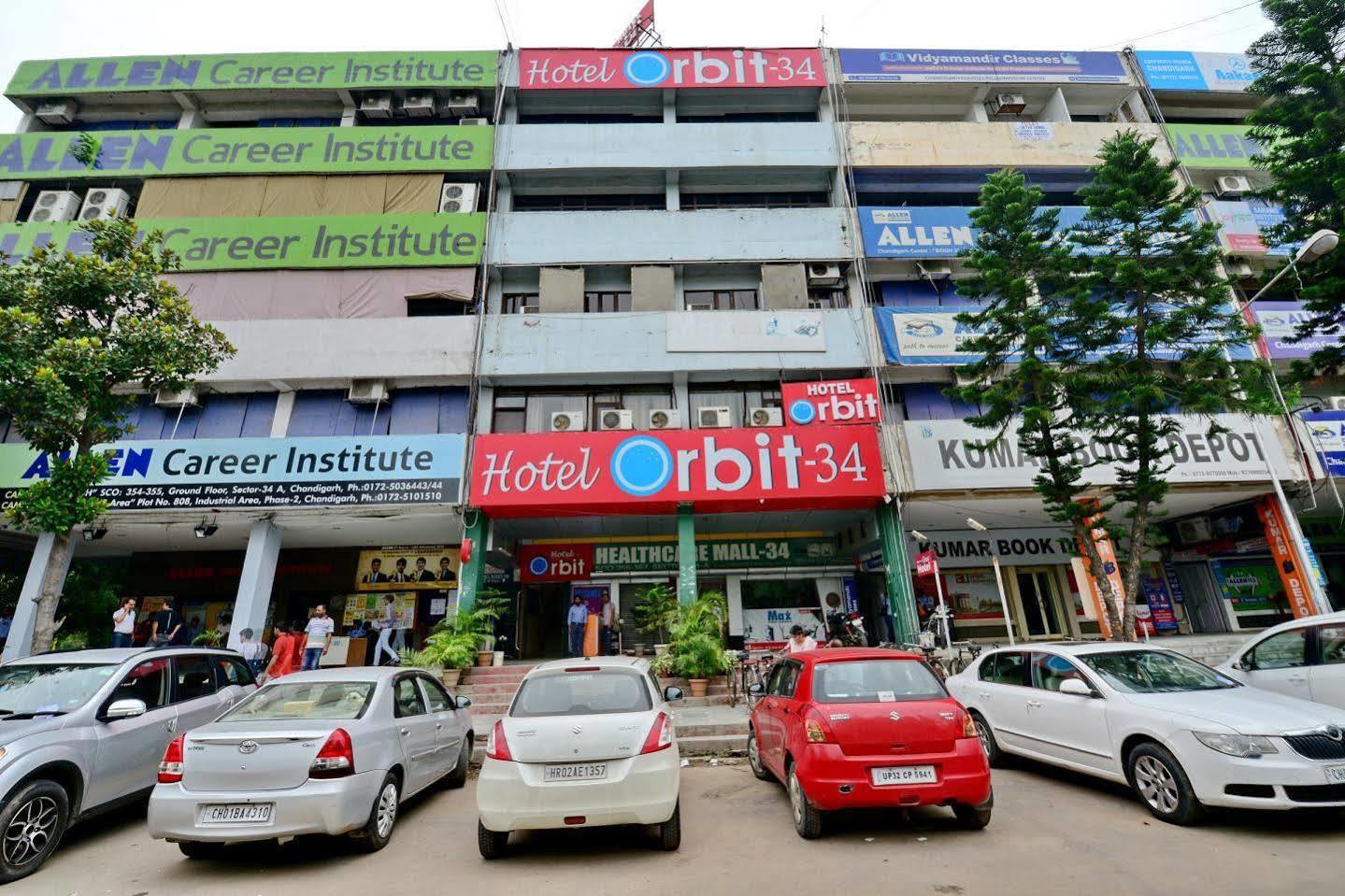 Hotel Orbit 34 Chandīgarh Extérieur photo